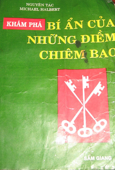 Quyển sách này là "bí kíp" của dân nghiện lô đề. Ảnh Nguyễn Minh