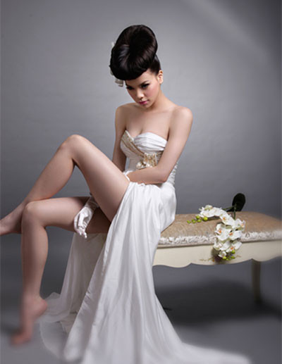 'Đệ nhất mỹ nữ thời trang Vbiz' Hồ Ngọc Hà cũng mắc lỗi với trào lưu 'vén váy khoe chân' 'Đệ nhất mỹ nữ thời trang Vbiz' Hồ Ngọc Hà cũng mắc lỗi với trào lưu 'vén váy khoe chân'