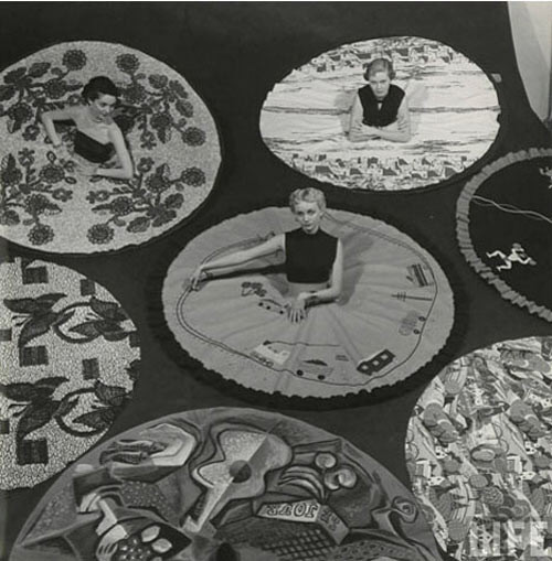 Váy conversation skirt ( kiểu váy in họa tiết)