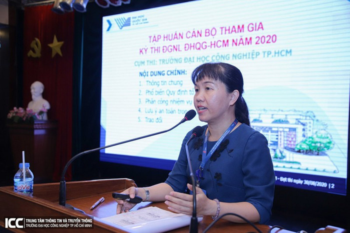 Tập huấn cán bộ tham gia kỳ thi đánh giá năng lực (ảnh: Đại học Công nghiệp Thành phố Hồ Chí Minh) Tập huấn cán bộ tham gia kỳ thi đánh giá năng lực (ảnh: Đại học Công nghiệp Thành phố Hồ Chí Minh)