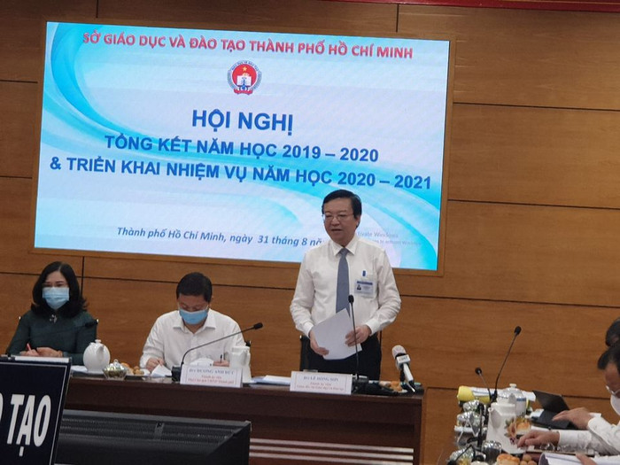 Ông Lê Hồng Sơn - Giám đốc Sở Giáo dục Thành phố Hồ Chí Minh phát biểu (ảnh: P.L) Ông Lê Hồng Sơn - Giám đốc Sở Giáo dục Thành phố Hồ Chí Minh phát biểu (ảnh: P.L)
