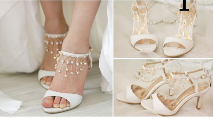 Những thiết kế cách điệu như đính thêm đá, pha ren, gắn nơ khiến đôi giày trở nên điệu đà, ấn tượng và sang trọng hơn. Những thiết kế cách điệu như đính thêm đá, pha ren, gắn nơ khiến đôi giày trở nên điệu đà, ấn tượng và sang trọng hơn.