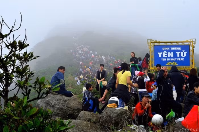 Đi Yên Tử, du khách không lo bị trộm cắp, móc túi Đi Yên Tử, du khách không lo bị trộm cắp, móc túi