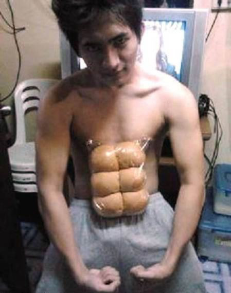 "Nguy hiểm kiểu...bụng 6 múi" "Nguy hiểm kiểu...bụng 6 múi"