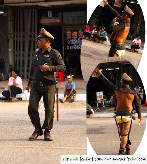 Trang phục có 1 không hai. Trang phục có 1 không hai.