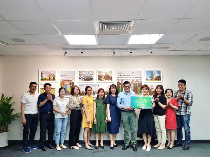 Những cá nhân và tập thể có thành tích xuất sắc luôn được Nutifood ghi nhận và tưởng thưởng xứng đáng. Những cá nhân và tập thể có thành tích xuất sắc luôn được Nutifood ghi nhận và tưởng thưởng xứng đáng.