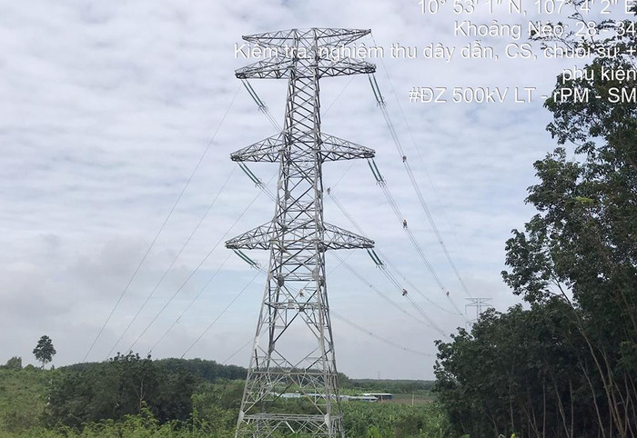 Thi công đường dây 500kV Long Thành – rẽ Phú Mỹ - Sông Mây Thi công đường dây 500kV Long Thành – rẽ Phú Mỹ - Sông Mây