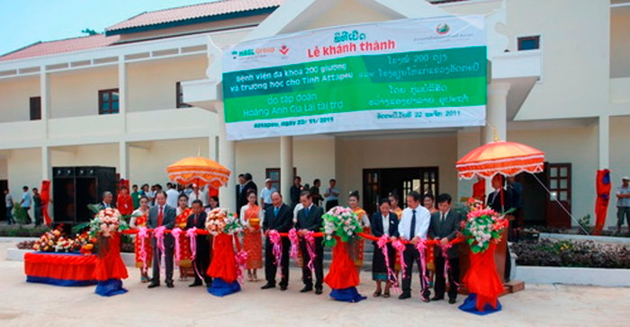 Lễ khánh thành bệnh viện đa khoa 200 giường tại Lào do HAGL tài trợ