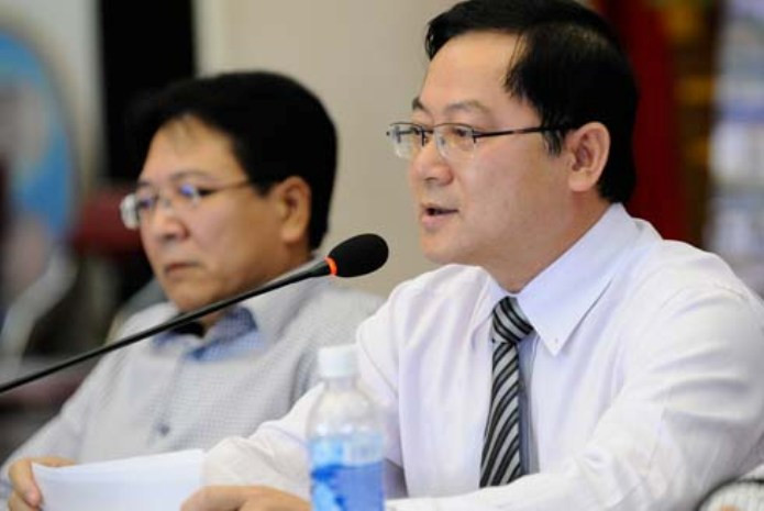 Ông Lê Xuân Sơn, TBT báo Tiền Phong cho rằng, nhiều trang tin hiện nay có cách làm rất thiếu đứng đắn và không thể nào chấp nhận được. Ông Lê Xuân Sơn, TBT báo Tiền Phong cho rằng, nhiều trang tin hiện nay có cách làm rất thiếu đứng đắn và không thể nào chấp nhận được.