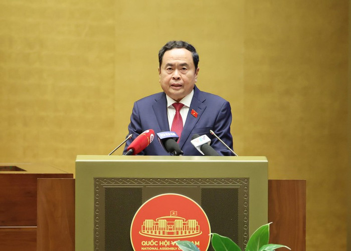 Chủ tịch Quốc hội Trần Thanh Mẫn phát biểu tại Lễ ra mắt cuốn sách "Quốc hội trong tiến trình đổi mới đáp ứng yêu cầu xây dựng, hoàn thiện Nhà nước pháp quyền xã hội chủ nghĩa Việt Nam" của Tổng Bí thư Nguyễn Phú Trọng. Ảnh: VGP/Nguyễn Hoàng Chủ tịch Quốc hội Trần Thanh Mẫn phát biểu tại Lễ ra mắt cuốn sách "Quốc hội trong tiến trình đổi mới đáp ứng yêu cầu xây dựng, hoàn thiện Nhà nước pháp quyền xã hội chủ nghĩa Việt Nam" của Tổng Bí thư Nguyễn Phú Trọng. Ảnh: VGP/Nguyễn Hoàng