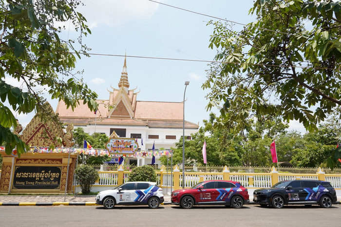 Hành trình “phượt” xuyên Đông Dương của đoàn anh Trọng đã gây bất ngờ cho cộng đồng mạng. A1 (4).jpg