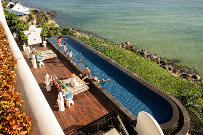 Trải nghiệm vô vàn hoạt động thư giãn và giải trí độc đáo chỉ có tại InterContinental Danang. Trải nghiệm vô vàn hoạt động thư giãn và giải trí độc đáo chỉ có tại InterContinental Danang.