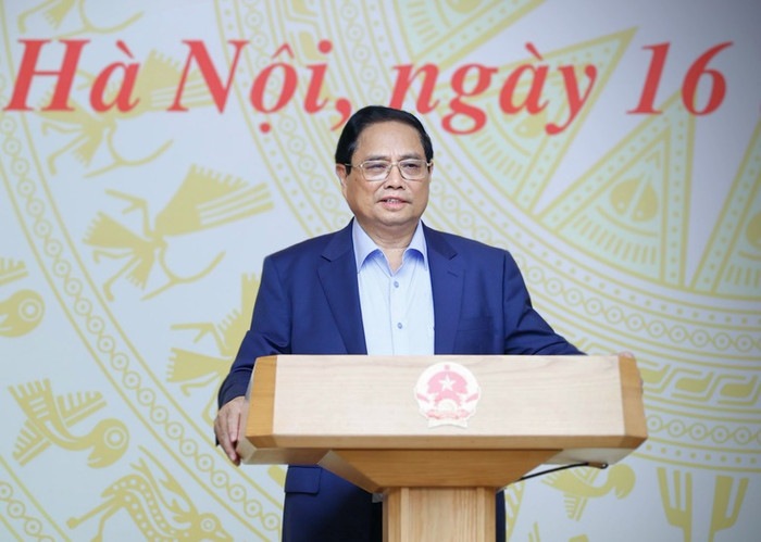 Thủ tướng ghi nhận, biểu dương, đánh giá cao những kết quả mà các bộ, ngành, địa phương đã nỗ lực đạt được. Ảnh: VGP/Nhật Bắc Thủ tướng: '5 quyết tâm', '5 bảo đảm' để thúc đẩy giải ngân, sử dụng hiệu quả nhất nguồn vốn gần 670 nghìn tỷ đồng- Ảnh 7.