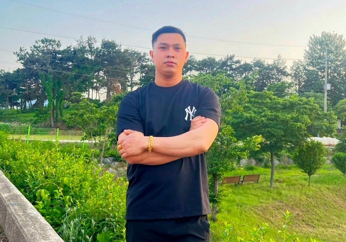 Nhờ thường xuyên giải nhiệt cuộc sống sau mỗi trận đá bóng với Trà Xanh Không Độ, anh Nguyễn Công Pháp đã may mắn trúng Iphone 15 Promax 521G. (Ảnh: NVCC) 2. (2).jpg