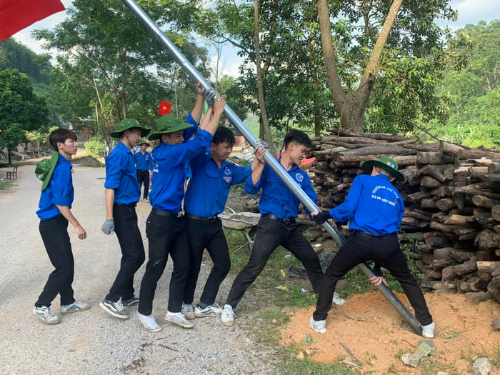 Dự án “Thắp sáng đường quê” được triển tại xã Lâm Sơn, huyện Chi Lăng, tỉnh Lạng Sơn. 2.jpg