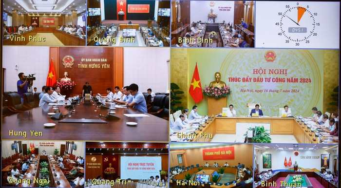 Hội nghị được kết nối trực tuyến từ trụ sở Chính phủ tới trụ sở Ủy ban nhân dân các tỉnh, thành phố trực thuộc Trung ương. Ảnh: VGP/Nhật Bắc Thủ tướng: '5 quyết tâm', '5 bảo đảm' để thúc đẩy giải ngân, sử dụng hiệu quả nhất nguồn vốn gần 670 nghìn tỷ đồng- Ảnh 2.