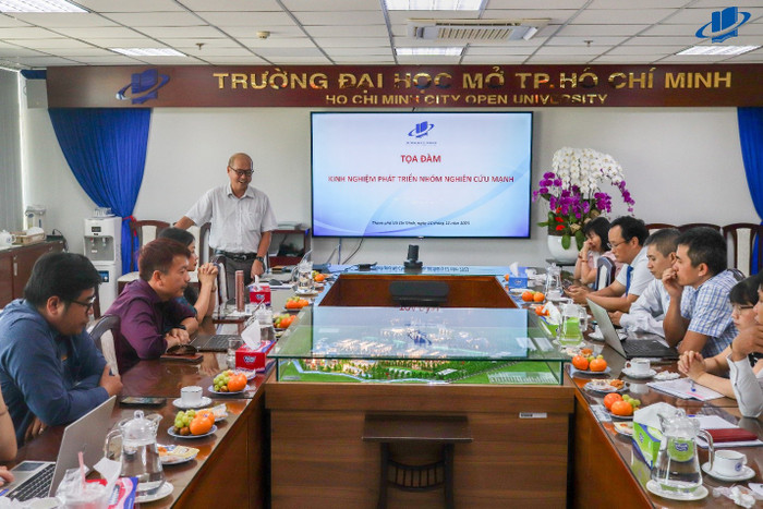 Tọa đàm kinh nghiệm phát triển nhóm nghiên cứu mạnh – Tháng 12/2023. hinh5.jpg