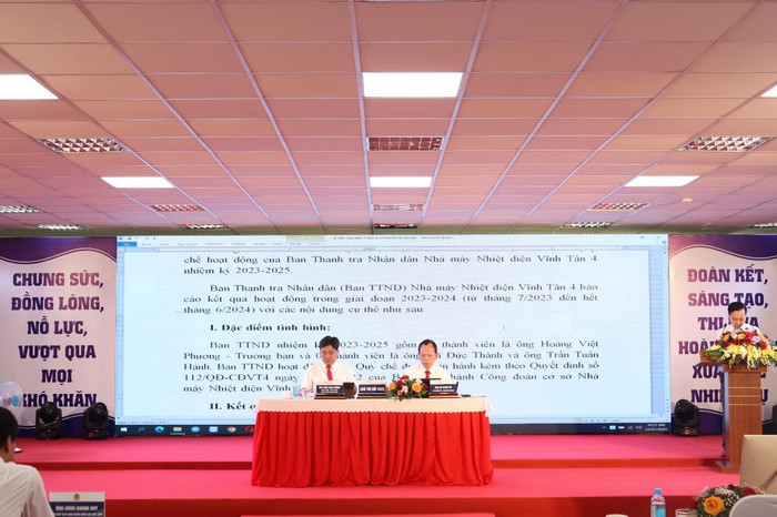 Ông Hoàng Việt Phương, Trưởng Ban Thanh tra nhân dân báo cáo hoạt động của Ban Thanh tra nhân dân năm 2024. h6.jpg