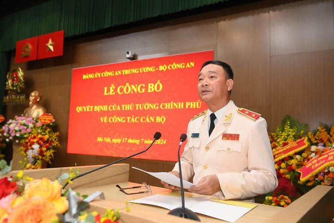Thứ trưởng Phạm Thế Tùng phát biểu nhận nhiệm vụ. (Nguồn: Bộ Công an) Thứ trưởng Phạm Thế Tùng phát biểu nhận nhiệm vụ. (Nguồn: Bộ Công an)