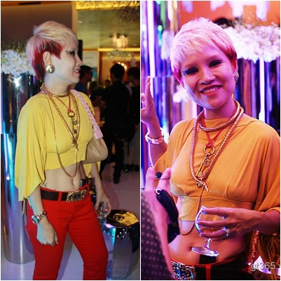 Nhưng cô lại chẳng nhận được mấy lời khen ngợi, mà chỉ nhanh chóng và liên tiếp lọt vào "thảm họa" thời trang của Vbiz. Nhưng cô lại chẳng nhận được mấy lời khen ngợi, mà chỉ nhanh chóng và liên tiếp lọt vào "thảm họa" thời trang của Vbiz.