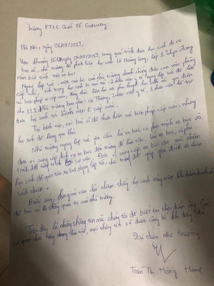 Bản tường trình ban đầu về vụ việc do bà Trần Thị Hồng Hạnh, Chủ tịch Hội đồng Trường quốc tế Gateway ký có xác nhận học sinh đã bị bỏ quên trên xe buýt. Ảnh: C.N.