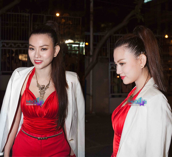 Thu Thủy trong bộ váy đỏ nổi bật cùng khuyên tai nhọn lạ mắt. Thu Thủy trong bộ váy đỏ nổi bật cùng khuyên tai nhọn lạ mắt.