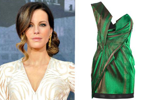 5. Váy lệch vai Kiểu tóc búi thấp phía sau gáy sẽ giúp tôn lên sự duyên dáng cho chiếc váy lệch vai. Còn nếu bạn muốn búi tóc lệch thì phần lệch nên ở phía vai không có vạt váy. Đó là cách đơn giản để thu hút sự chú ý của mọi người và làm cho thân hình cân đối.