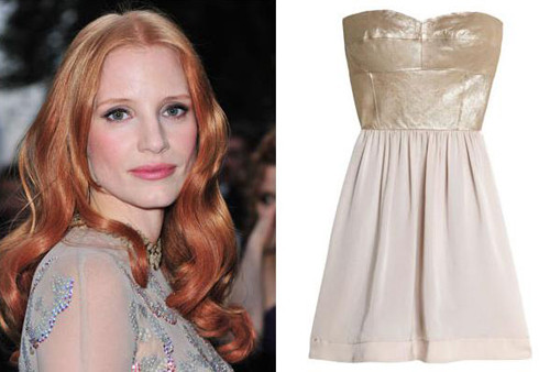 4. Váy quây Váy quây rất dễ kết hợp với nhiều kiểu tóc. Nhưng nếu bạn có phần vai to ngang, thô thì kiểu tóc xoăn dài bồng bềnh lệch sẽ giúp bạn che giấu khuyết điểm.