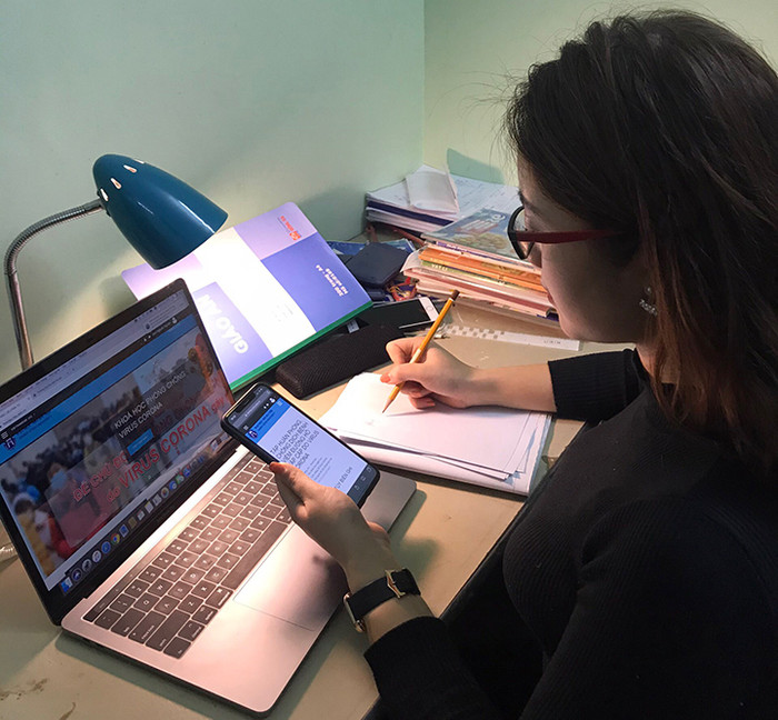 Sinh viên nghỉ dịch, ở nhà học trực tuyến (Ảnh minh họa: Đại học Mở Hà Nội) Sinh viên nghỉ dịch, ở nhà học trực tuyến (Ảnh minh họa: Đại học Mở Hà Nội)