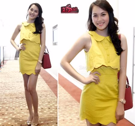 Bộ váy vàng kiểu dáng rất lạ mắt tạo cho Ngọc Thạch vẻ đẹp tự tin vàquyến rũ. Bộ váy vàng kiểu dáng rất lạ mắt tạo cho Ngọc Thạch vẻ đẹp tự tin vàquyến rũ.