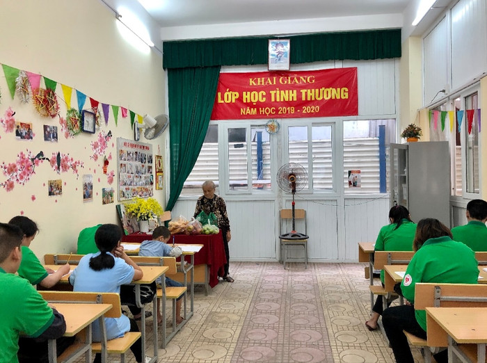 Lớp học tình thương của bà giáo già Hồ Hương Nam (Ảnh:V.N) Lớp học tình thương của bà giáo già Hồ Hương Nam (Ảnh:V.N)