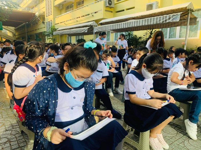 Học sinh khối 3 của trường Nguyễn Bỉnh Khiêm tham gia thi Rung chuông vàng (ảnh: P.L) Học sinh khối 3 của trường Nguyễn Bỉnh Khiêm tham gia thi Rung chuông vàng (ảnh: P.L)
