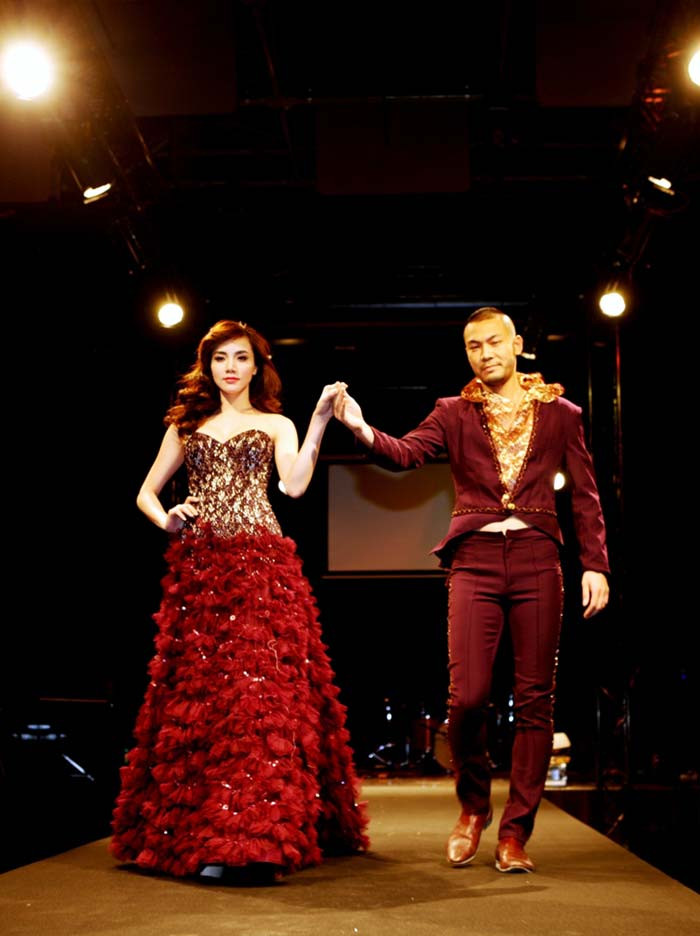 Trang Nhung sánh bước cùng Doãn Tuấn.