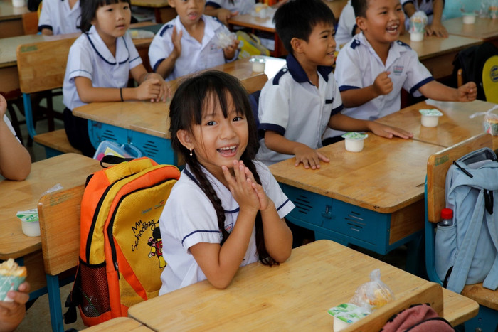 Các em học sinh trong một tiết học giao lưu thuộc khuôn khổ hoạt động “Ngày Thiện nguyện CapitaLand" Các em học sinh trong một tiết học giao lưu thuộc khuôn khổ hoạt động “Ngày Thiện nguyện CapitaLand"