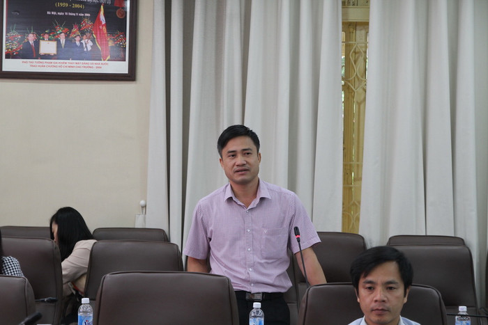 Đại diện Sở Giáo dục và Đào tạo Hà Nội trình bày tham luận tại tọa đàm.