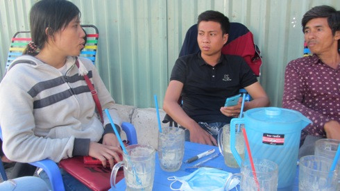 Người thân của em My rất lo lắng cho tình hình an toàn của em (ảnh: T.Q) Người thân của em My rất lo lắng cho tình hình an toàn của em (ảnh: T.Q)