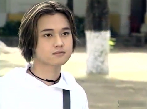 Chân dung của chàng 'hoàng tử sơn ca' Quang Vinh thời mới nổi Chân dung của chàng 'hoàng tử sơn ca' Quang Vinh thời mới nổi