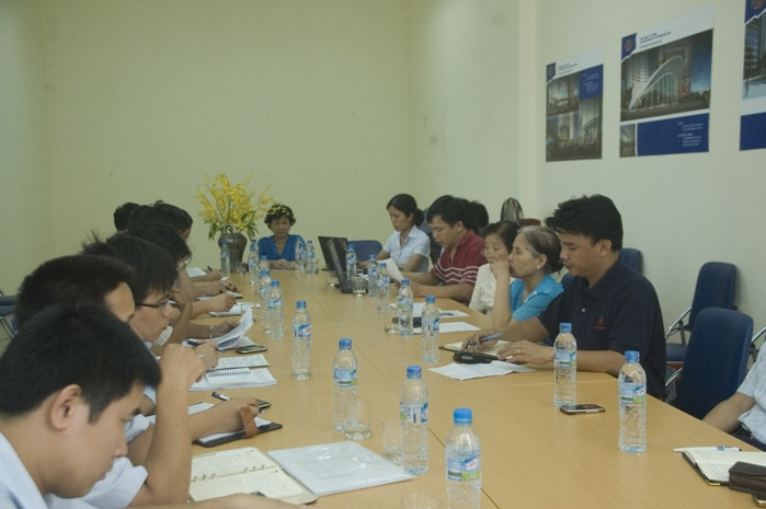 Quang cảnh cuộc họp giữa đại diện cư dân N05 với Cty Vinasinco vào chiều ngày 15/6 Quang cảnh cuộc họp giữa đại diện cư dân N05 với Cty Vinasinco vào chiều ngày 15/6