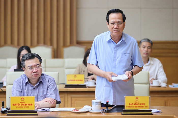 Bộ trưởng Bộ Lao động-Thương binh và Xã hội Đào Ngọc Dung phát biểu tại phiên họp. Ảnh: VGP/Nhật Bắc Bộ trưởng Bộ Lao động-Thương binh và Xã hội Đào Ngọc Dung phát biểu tại phiên họp. Ảnh: VGP/Nhật Bắc