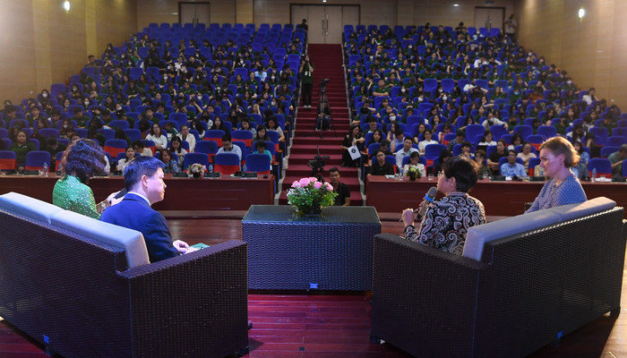 Sự kiện InnovaConnect tháng 9/2024 được tổ chức tại Trường Đại học Y tế công cộng thành công thu hút gần 500 người tham gia. Anh 3 (16).jpg