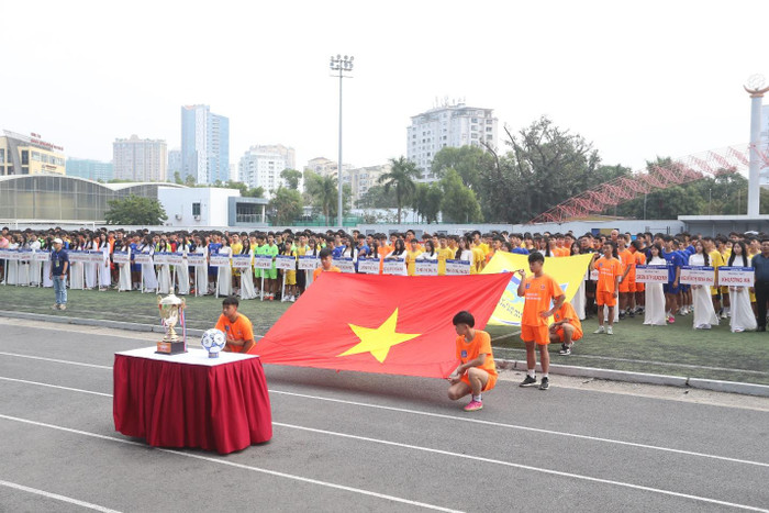 Lễ khai mạc giải bóng đá học sinh trung học phổ thông Hà Nội - An ninh Thủ đô lần thứ XXIII năm 2024 Cup Number 1 Active diễn ra ngày 3/11 vừa qua. Lễ khai mạc giải bóng đá học sinh trung học phổ thông Hà Nội - An ninh Thủ đô lần thứ XXIII năm 2024 Cup Number 1 Active diễn ra ngày 3/11 vừa qua.