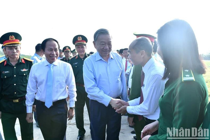 Tổng Bí thư Tô Lâm với các đại biểu. Tổng Bí thư Tô Lâm với các đại biểu.