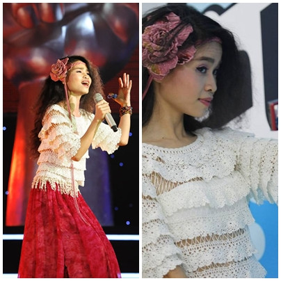 Có vẻ chiếc áo ren "lỗ chỗ" và rườm rà này được Đồng Lan cực kỳ yêu thích ... Có vẻ chiếc áo ren "lỗ chỗ" và rườm rà này được Đồng Lan cực kỳ yêu thích ...