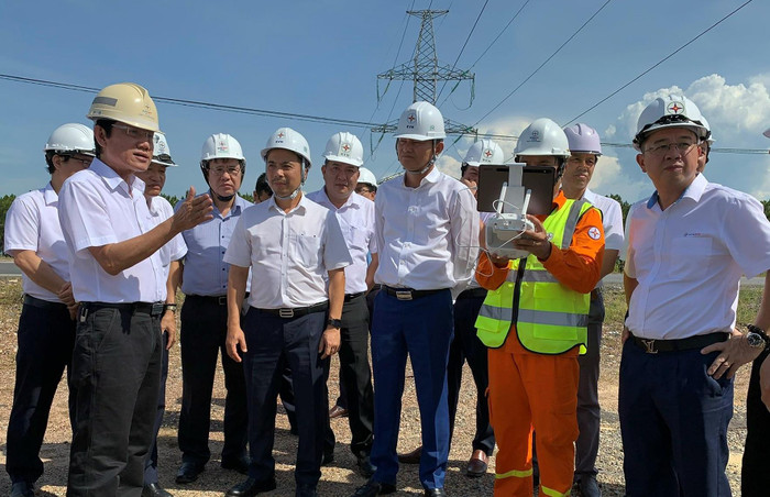 Ông Trần Thanh Phong – Giám đốc PTC2 đã báo cáo quá trình ứng dụng chuyển đổi số của PTC2. Ông Trần Thanh Phong – Giám đốc PTC2 đã báo cáo quá trình ứng dụng chuyển đổi số của PTC2.