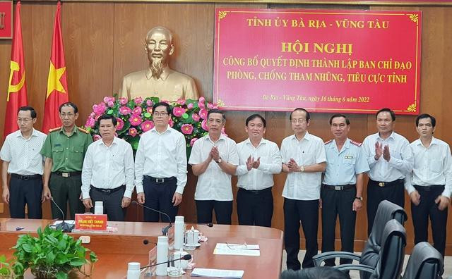 Ban Chỉ đạo phòng, chống tham nhũng, tiêu cực tỉnh Bà Rịa-Vũng Tàu gồm 15 thành viên, đồng chí Phạm Viết Thanh, Ủy viên Trung ương Đảng, Bí thư Tỉnh ủy, Chủ tịch Hội đồng nhân dân tỉnh Bà Rịa-Vũng Tàu làm Trưởng ban chỉ đạo Ban Chỉ đạo phòng, chống tham nhũng, tiêu cực tỉnh Bà Rịa-Vũng Tàu gồm 15 thành viên, đồng chí Phạm Viết Thanh, Ủy viên Trung ương Đảng, Bí thư Tỉnh ủy, Chủ tịch Hội đồng nhân dân tỉnh Bà Rịa-Vũng Tàu làm Trưởng ban chỉ đạo