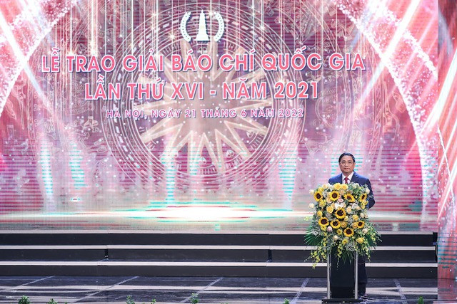 Thủ tướng Chính phủ Phạm Minh Chính đề nghị báo chí tích cực hơn nữa tham gia vào công cuộc phòng, chống tham nhũng, tiêu cực, lãng phí - Ảnh: VGP/Nhật Bắc Thủ tướng Chính phủ Phạm Minh Chính đề nghị báo chí tích cực hơn nữa tham gia vào công cuộc phòng, chống tham nhũng, tiêu cực, lãng phí - Ảnh: VGP/Nhật Bắc