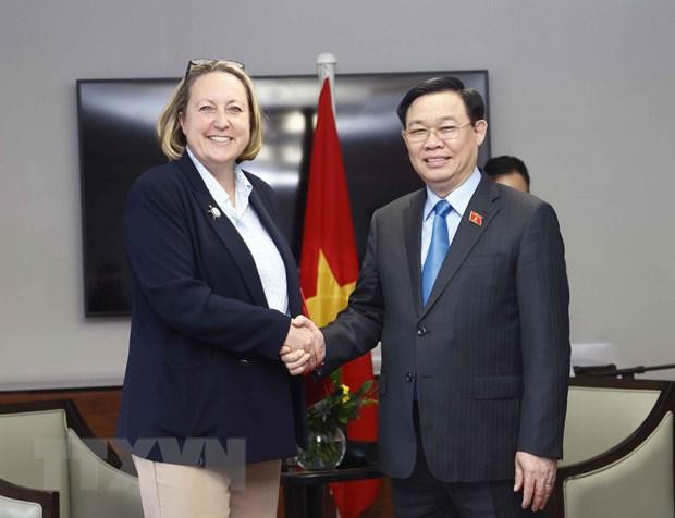 Chủ tịch Quốc hội Vương Đình Huệ tiếp Bộ trưởng Bộ Thương mại quốc tế Anh Anne-Marie Trevelyan. (Ảnh: Doãn Tấn/TTXVN) Chủ tịch Quốc hội Vương Đình Huệ tiếp Bộ trưởng Bộ Thương mại quốc tế Anh Anne-Marie Trevelyan. (Ảnh: Doãn Tấn/TTXVN)