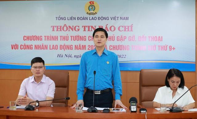 Phó Chủ tịch Tổng Liên đoàn Lao động Ngọ Duy Hiểu thông tin về Chương trình đối thoại - Ảnh: VGP/Thu Cúc Phó Chủ tịch Tổng Liên đoàn Lao động Ngọ Duy Hiểu thông tin về Chương trình đối thoại - Ảnh: VGP/Thu Cúc