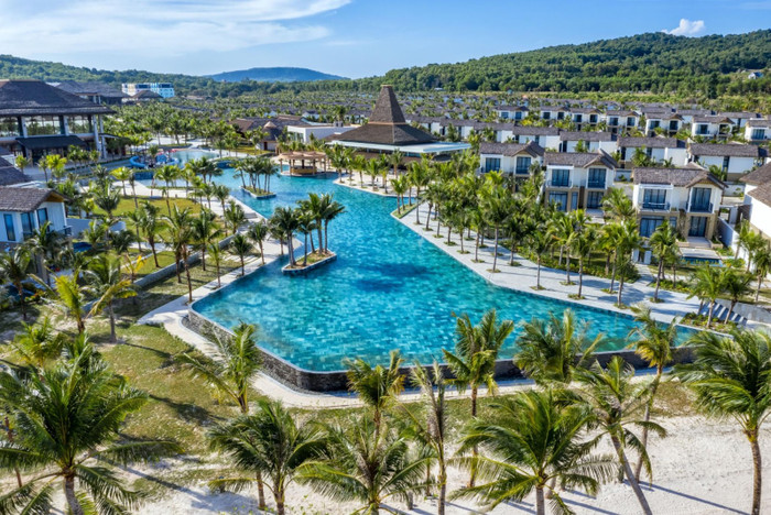Phú Quốc sở hữu hệ sinh thái nghỉ dưỡng cao cấp cùng cảnh quan thiên nhiên có thể đáp ứng mọi nhu cầu của du khách. Phú Quốc sở hữu hệ sinh thái nghỉ dưỡng cao cấp cùng cảnh quan thiên nhiên có thể đáp ứng mọi nhu cầu của du khách.