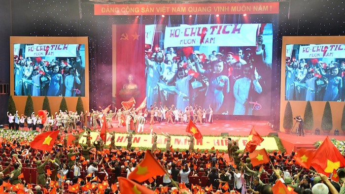 Chương trình nghệ thuật đặc biệt Thủ đô 70 năm - Bản Hùng ca". (Ảnh: Đăng Khoa) Chương trình nghệ thuật đặc biệt Thủ đô 70 năm - Bản Hùng ca". (Ảnh: Đăng Khoa)